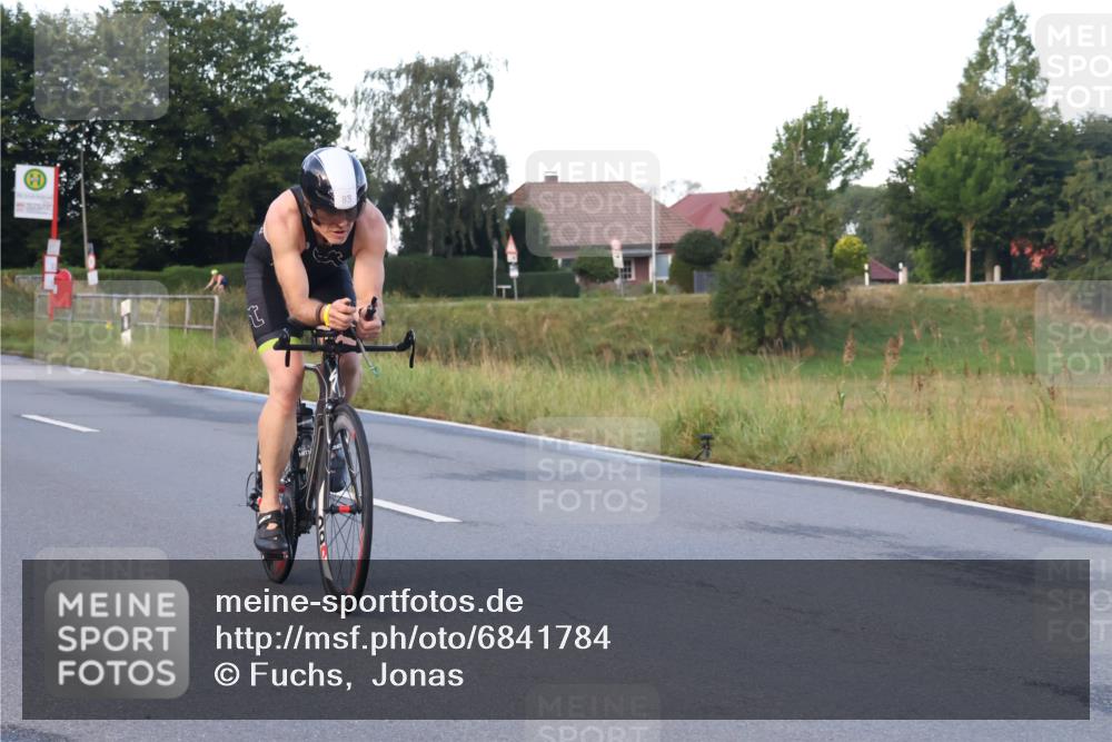 25.08.2024 - Elbe Triathlon Hamburg Fuchs,  Jonas http://msf.ph/oto/6841784 25.08.2024 08:58:00 Radfahren 136, 125, 146, 83, 113 meine-sportfotos.de
