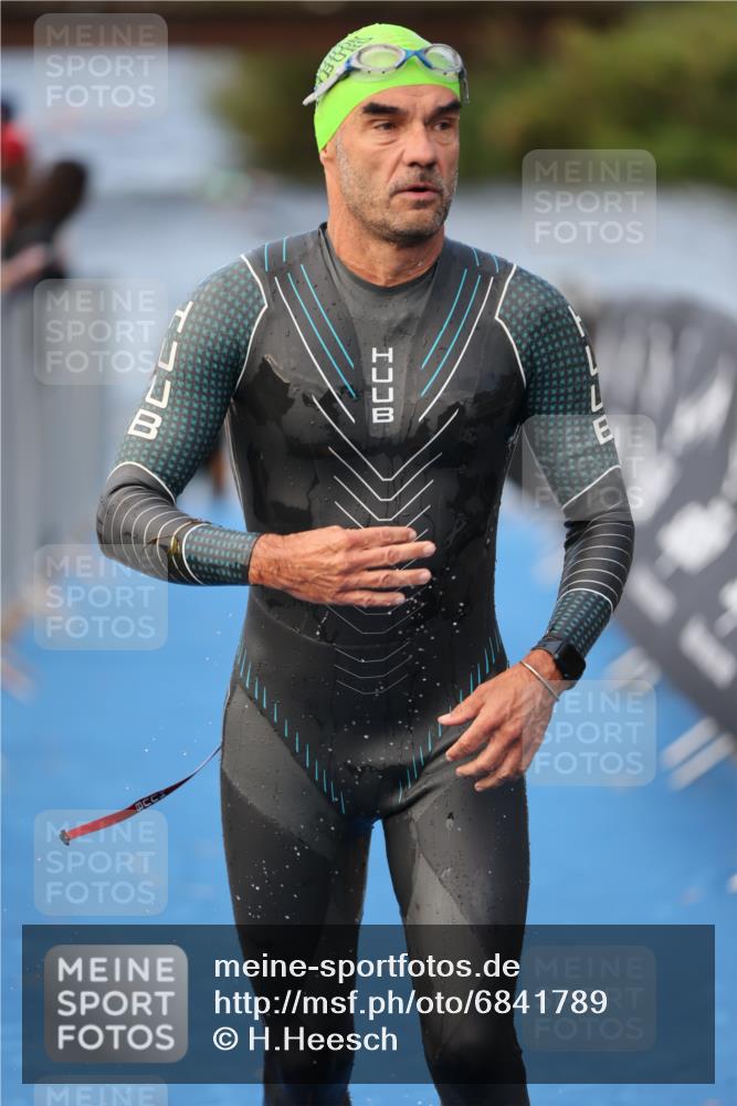 25.08.2024 - Elbe Triathlon Hamburg H.Heesch http://msf.ph/oto/6841789 25.08.2024 08:44:54 Schwimmen 120, 124, 166, 168, 169, 188, 197 meine-sportfotos.de