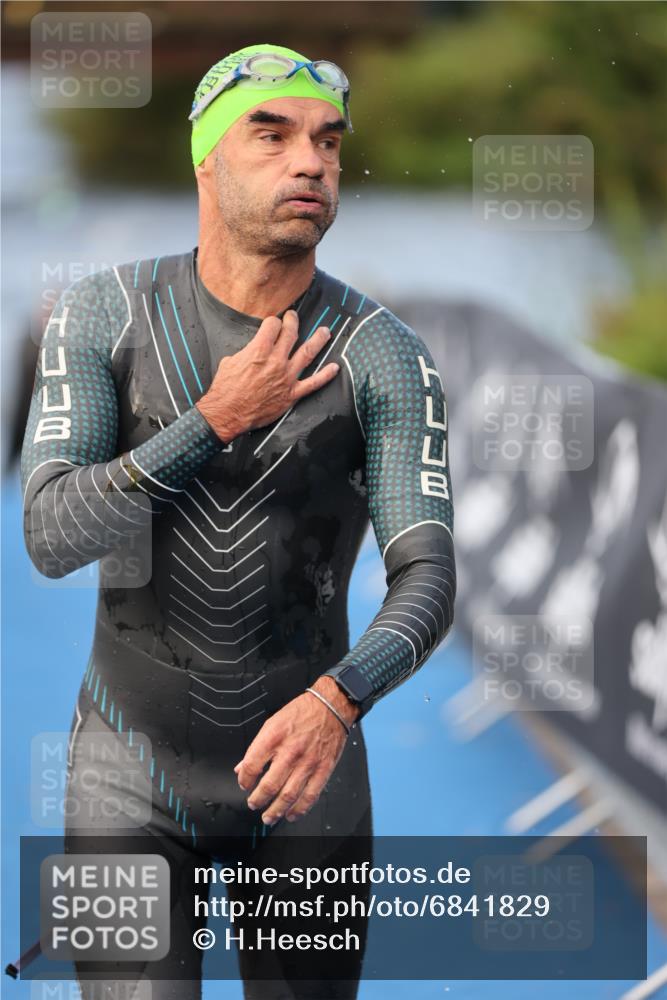 25.08.2024 - Elbe Triathlon Hamburg H.Heesch http://msf.ph/oto/6841829 25.08.2024 08:44:54 Schwimmen 120, 124, 166, 168, 169, 188, 197 meine-sportfotos.de