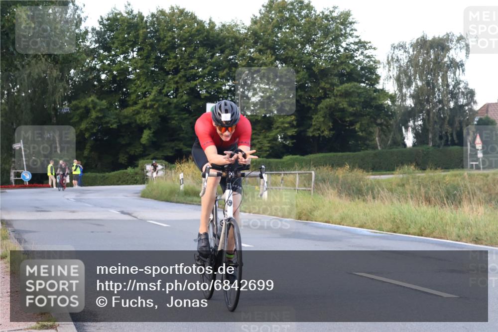 25.08.2024 - Elbe Triathlon Hamburg Fuchs,  Jonas http://msf.ph/oto/6842699 25.08.2024 08:59:55 Radfahren 133, 90 meine-sportfotos.de