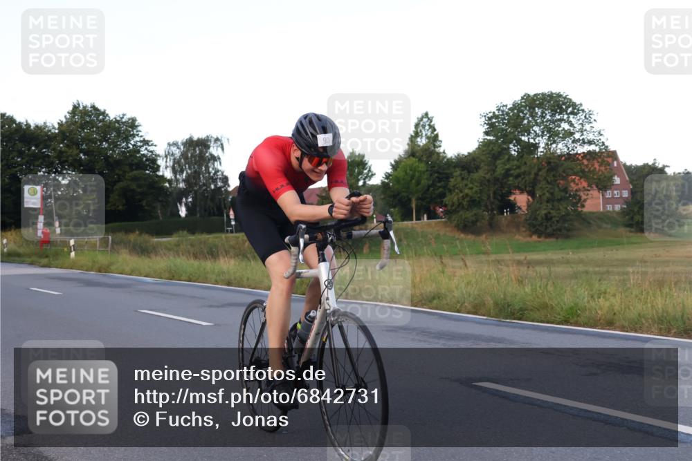 25.08.2024 - Elbe Triathlon Hamburg Fuchs,  Jonas http://msf.ph/oto/6842731 25.08.2024 08:59:56 Radfahren 133, 90 meine-sportfotos.de