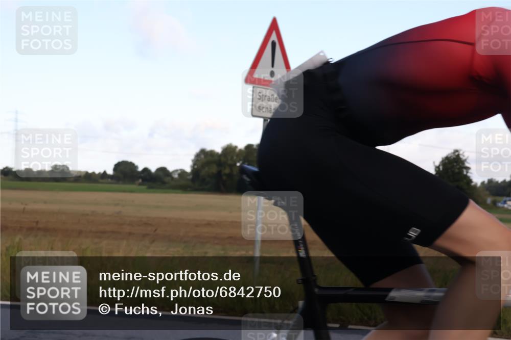 25.08.2024 - Elbe Triathlon Hamburg Fuchs,  Jonas http://msf.ph/oto/6842750 25.08.2024 08:59:56 Radfahren 133, 90 meine-sportfotos.de