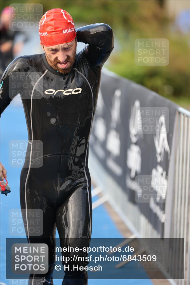 25.08.2024 - Elbe Triathlon Hamburg H.Heesch http://msf.ph/oto/6843509 25.08.2024 08:46:19 Schwimmen 113, 123, 131, 138, 149, 150, 154, 160, 179, 184 meine-sportfotos.de