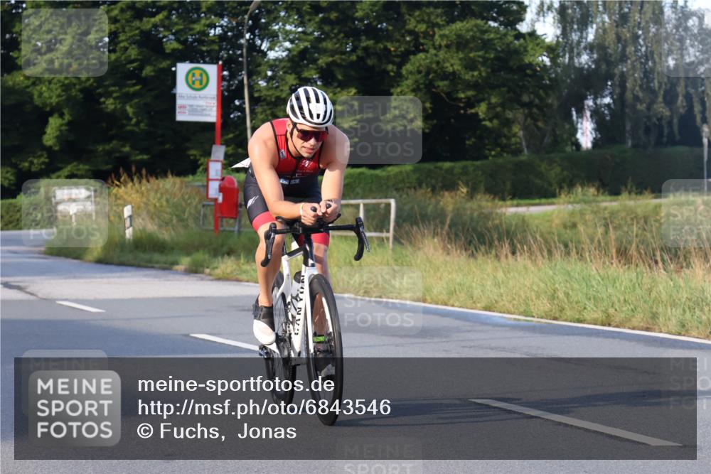 25.08.2024 - Elbe Triathlon Hamburg Fuchs,  Jonas http://msf.ph/oto/6843546 25.08.2024 09:01:24 Radfahren 85, 173 meine-sportfotos.de