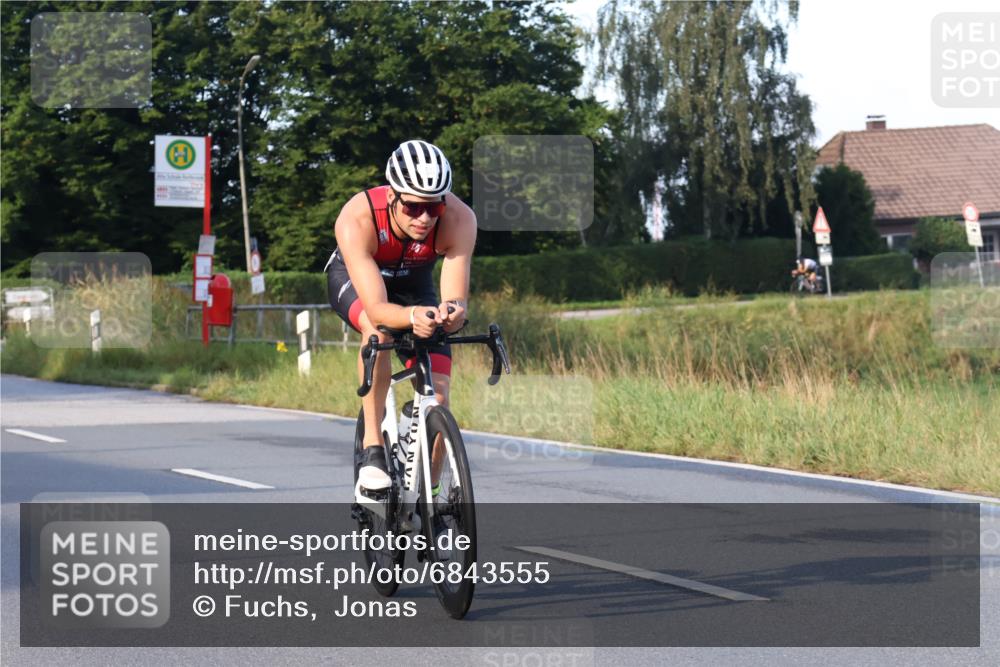 25.08.2024 - Elbe Triathlon Hamburg Fuchs,  Jonas http://msf.ph/oto/6843555 25.08.2024 09:01:25 Radfahren 85, 173 meine-sportfotos.de
