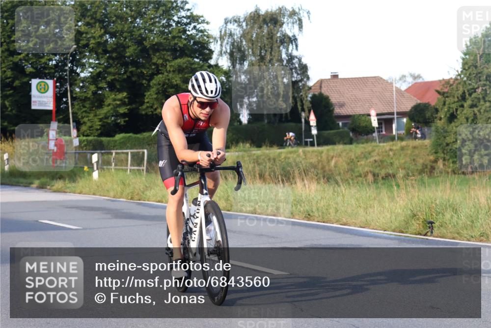25.08.2024 - Elbe Triathlon Hamburg Fuchs,  Jonas http://msf.ph/oto/6843560 25.08.2024 09:01:25 Radfahren 85, 173 meine-sportfotos.de