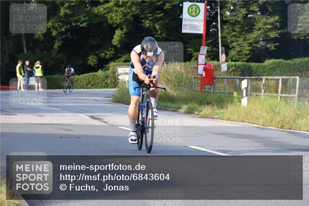 25.08.2024 - Elbe Triathlon Hamburg Fuchs,  Jonas http://msf.ph/oto/6843604 25.08.2024 09:01:29 Radfahren 85, 173 meine-sportfotos.de