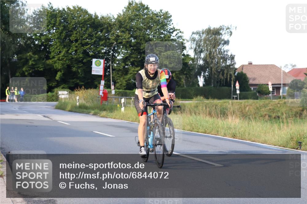 25.08.2024 - Elbe Triathlon Hamburg Fuchs,  Jonas http://msf.ph/oto/6844072 25.08.2024 09:02:15 Radfahren 239, 155 meine-sportfotos.de