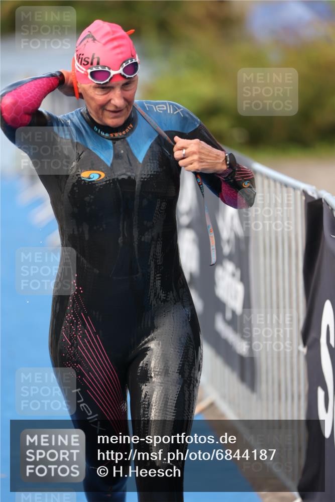 25.08.2024 - Elbe Triathlon Hamburg H.Heesch http://msf.ph/oto/6844187 25.08.2024 08:46:40 Schwimmen 113, 131, 138, 147, 150, 179, 198 meine-sportfotos.de