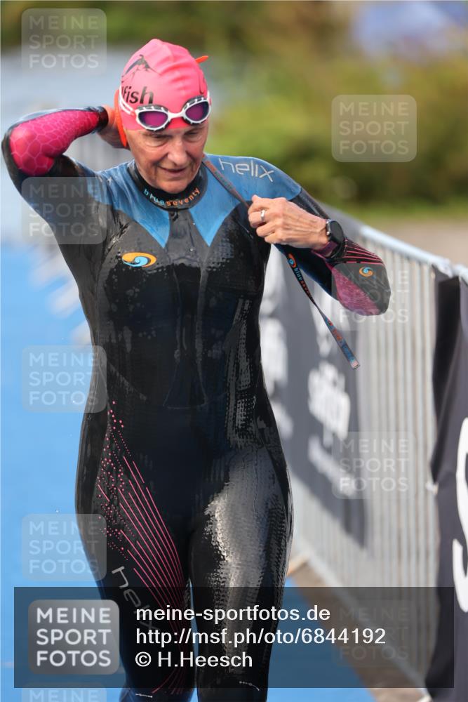 25.08.2024 - Elbe Triathlon Hamburg H.Heesch http://msf.ph/oto/6844192 25.08.2024 08:46:40 Schwimmen 113, 131, 138, 147, 150, 179, 198 meine-sportfotos.de