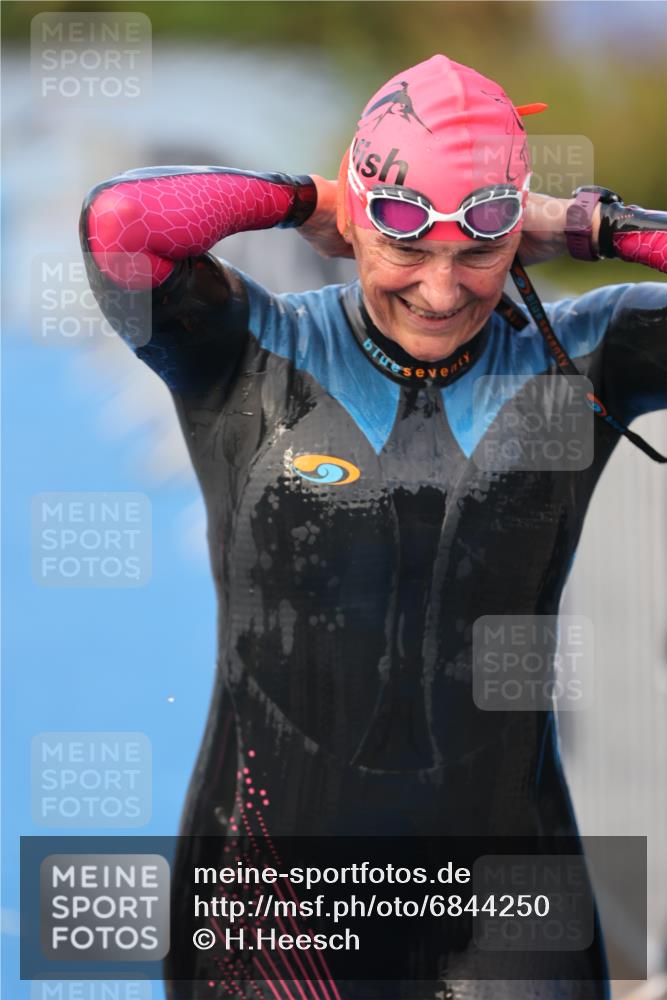 25.08.2024 - Elbe Triathlon Hamburg H.Heesch http://msf.ph/oto/6844250 25.08.2024 08:46:40 Schwimmen 113, 131, 138, 147, 150, 179, 198 meine-sportfotos.de