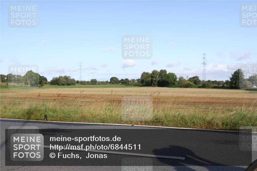 25.08.2024 - Elbe Triathlon Hamburg Fuchs,  Jonas http://msf.ph/oto/6844511 25.08.2024 09:03:46 Radfahren 156, 229, 107 meine-sportfotos.de