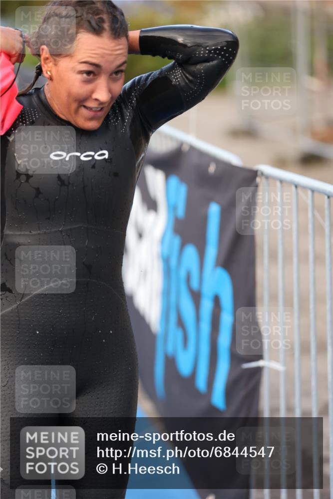 25.08.2024 - Elbe Triathlon Hamburg H.Heesch http://msf.ph/oto/6844547 25.08.2024 08:47:04 Schwimmen 125, 146, 193, 198 meine-sportfotos.de