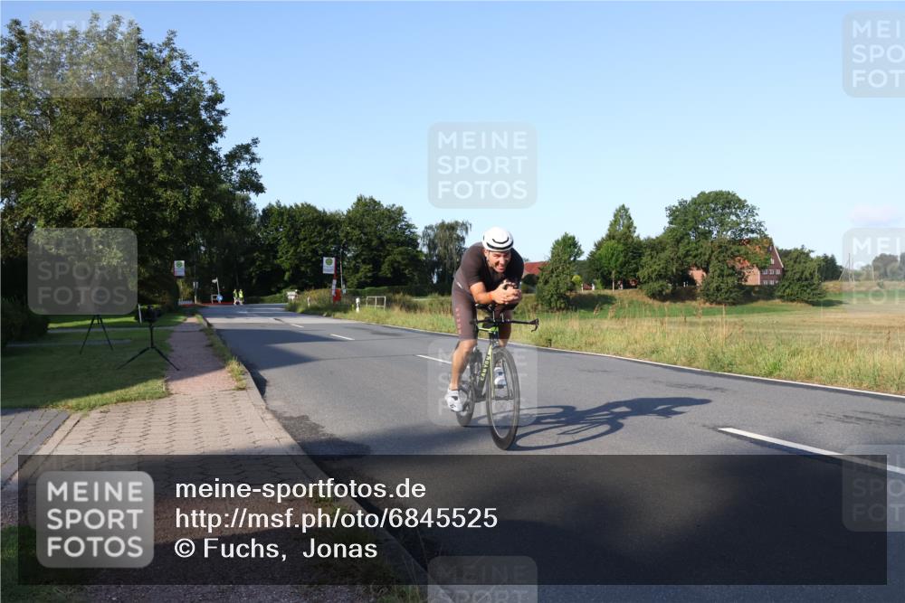 25.08.2024 - Elbe Triathlon Hamburg Fuchs,  Jonas http://msf.ph/oto/6845525 25.08.2024 09:06:43 Radfahren 62, 172 meine-sportfotos.de