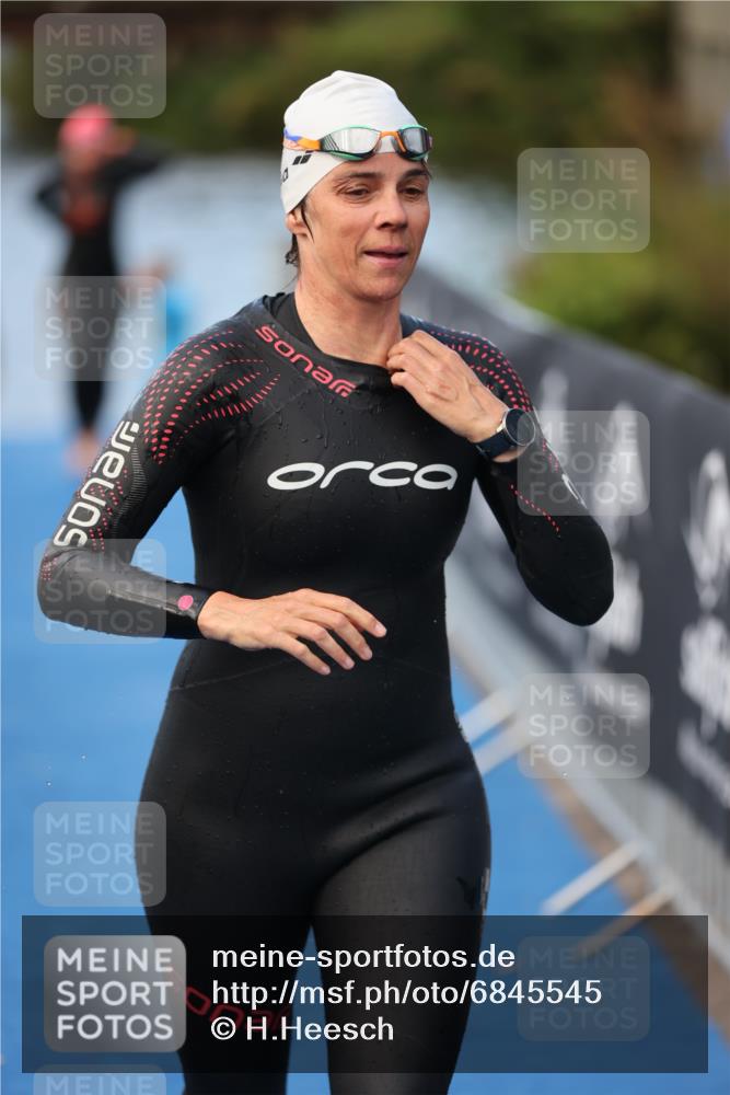 25.08.2024 - Elbe Triathlon Hamburg H.Heesch http://msf.ph/oto/6845545 25.08.2024 08:47:43 Schwimmen 119, 122, 130, 136, 137, 144, 165, 181, 185 meine-sportfotos.de