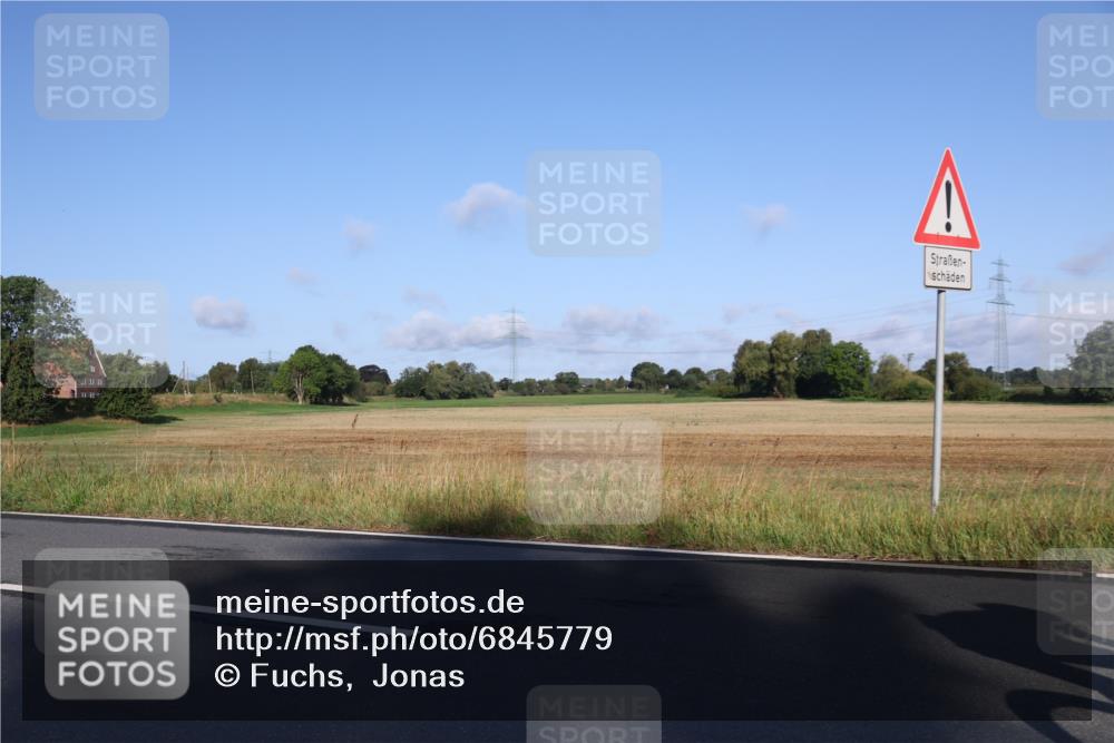 25.08.2024 - Elbe Triathlon Hamburg Fuchs,  Jonas http://msf.ph/oto/6845779 25.08.2024 09:07:11 Radfahren 313, 245 meine-sportfotos.de