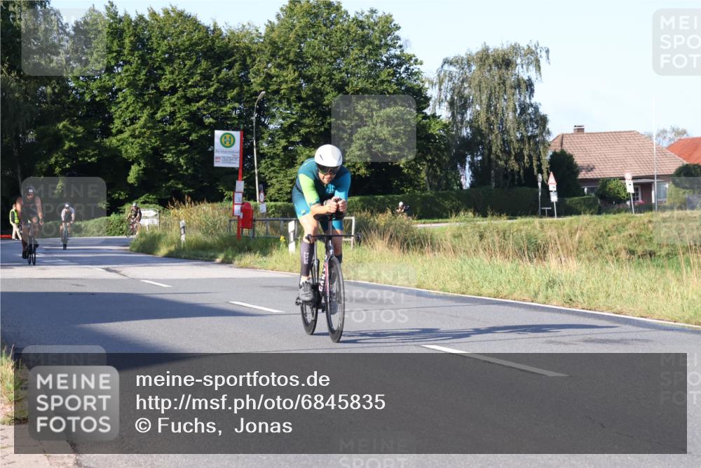 25.08.2024 - Elbe Triathlon Hamburg Fuchs,  Jonas http://msf.ph/oto/6845835 25.08.2024 09:07:21 Radfahren 190, 48, 308, 203 meine-sportfotos.de
