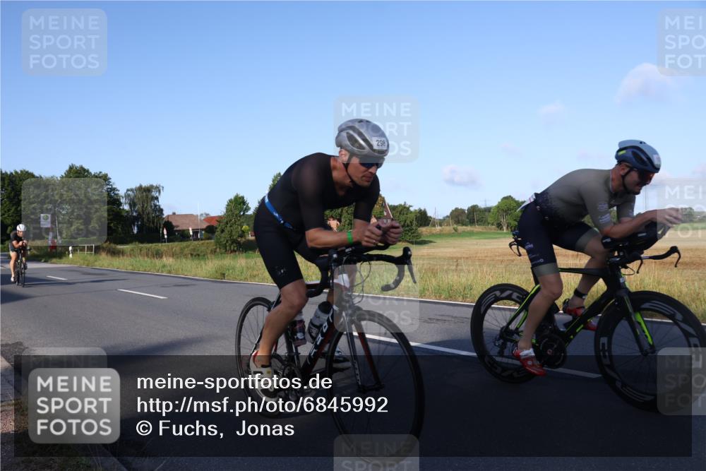 25.08.2024 - Elbe Triathlon Hamburg Fuchs,  Jonas http://msf.ph/oto/6845992 25.08.2024 09:07:29 Radfahren 308, 203, 100, 298, 159, 316 meine-sportfotos.de