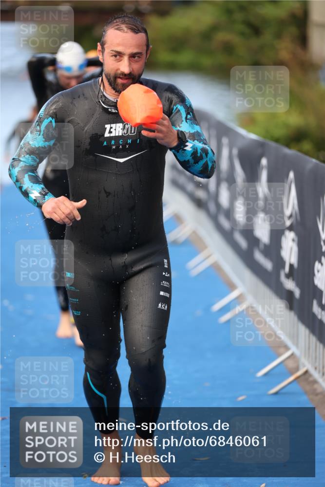 25.08.2024 - Elbe Triathlon Hamburg H.Heesch http://msf.ph/oto/6846061 25.08.2024 08:48:54 Schwimmen 114, 133, 143, 170, 177 meine-sportfotos.de