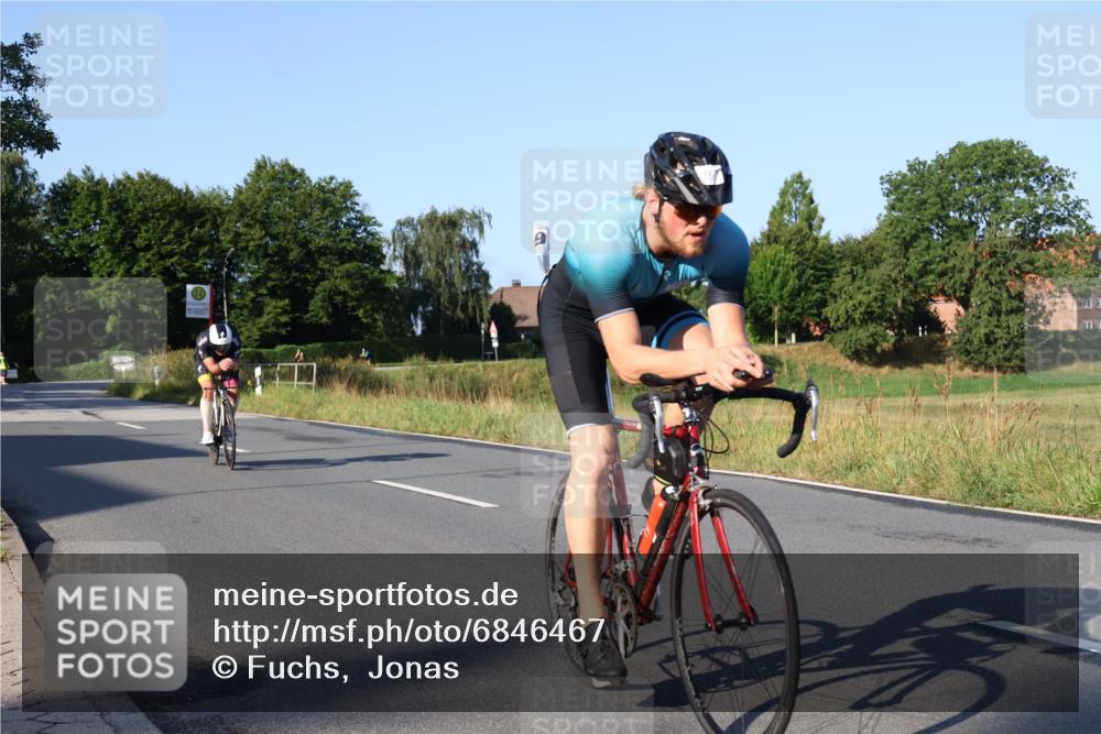 25.08.2024 - Elbe Triathlon Hamburg Fuchs,  Jonas http://msf.ph/oto/6846467 25.08.2024 09:08:11 Radfahren 34, 167, 274, 204, 275, 236 meine-sportfotos.de