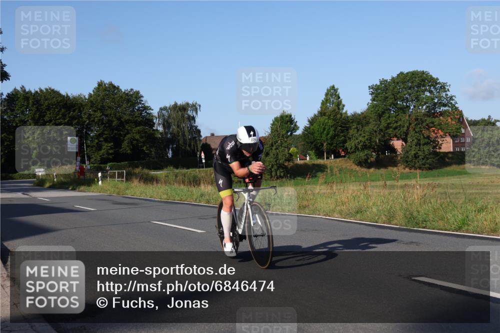 25.08.2024 - Elbe Triathlon Hamburg Fuchs,  Jonas http://msf.ph/oto/6846474 25.08.2024 09:08:12 Radfahren 34, 167, 274, 204, 275, 236 meine-sportfotos.de
