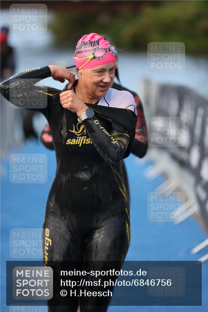 25.08.2024 - Elbe Triathlon Hamburg H.Heesch http://msf.ph/oto/6846756 25.08.2024 08:50:06 Schwimmen 118, 127, 155 meine-sportfotos.de