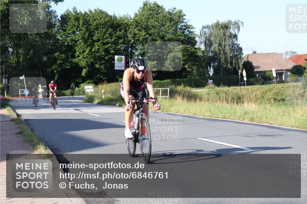 25.08.2024 - Elbe Triathlon Hamburg Fuchs,  Jonas http://msf.ph/oto/6846761 25.08.2024 09:08:38 Radfahren 184, 174, 75, 117, 91 meine-sportfotos.de