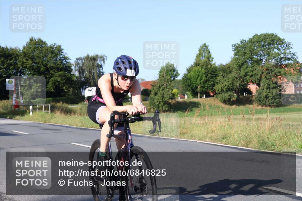 25.08.2024 - Elbe Triathlon Hamburg Fuchs,  Jonas http://msf.ph/oto/6846825 25.08.2024 09:08:42 Radfahren 174, 75, 117, 91, 211, 205 meine-sportfotos.de