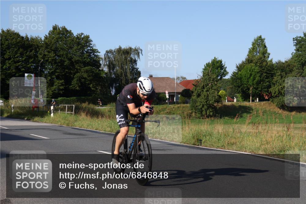 25.08.2024 - Elbe Triathlon Hamburg Fuchs,  Jonas http://msf.ph/oto/6846848 25.08.2024 09:08:44 Radfahren 174, 75, 117, 91, 211, 205, 266, 179 meine-sportfotos.de