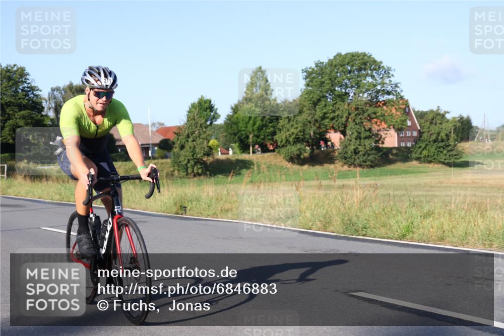 25.08.2024 - Elbe Triathlon Hamburg Fuchs,  Jonas http://msf.ph/oto/6846883 25.08.2024 09:08:46 Radfahren 75, 117, 91, 211, 205, 266, 179, 208 meine-sportfotos.de