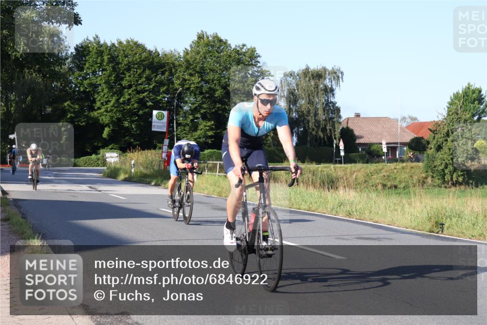 25.08.2024 - Elbe Triathlon Hamburg Fuchs,  Jonas http://msf.ph/oto/6846922 25.08.2024 09:08:48 Radfahren 117, 91, 211, 205, 266, 179, 208, 110 meine-sportfotos.de