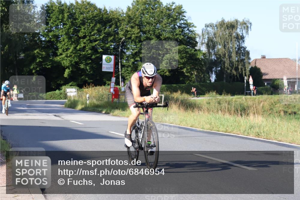 25.08.2024 - Elbe Triathlon Hamburg Fuchs,  Jonas http://msf.ph/oto/6846954 25.08.2024 09:08:50 Radfahren 91, 211, 205, 266, 179, 208, 110, 283 meine-sportfotos.de