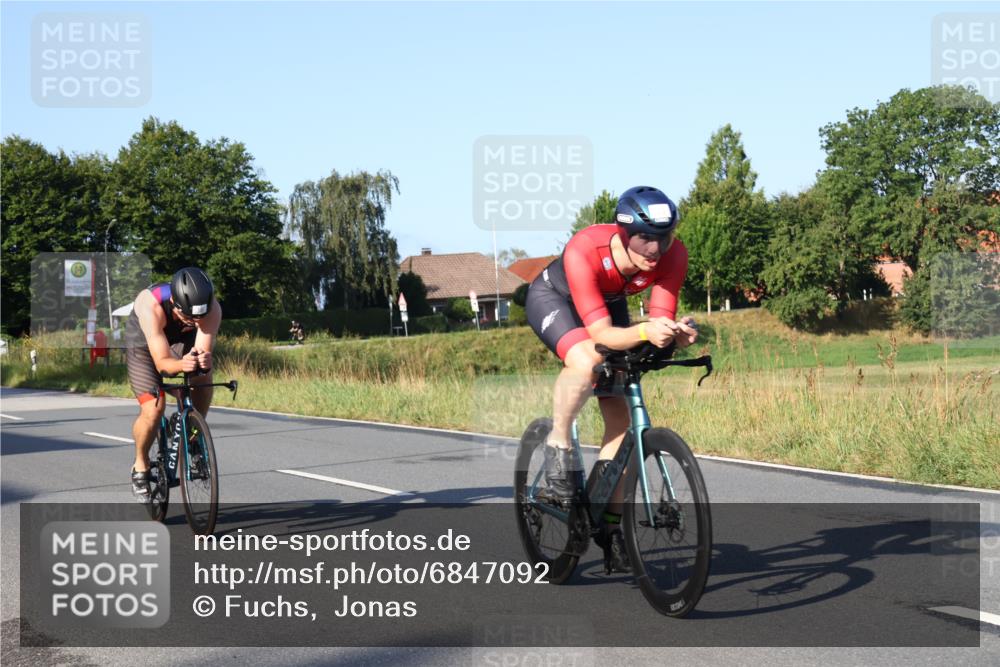 25.08.2024 - Elbe Triathlon Hamburg Fuchs,  Jonas http://msf.ph/oto/6847092 25.08.2024 09:09:01 Radfahren 283, 84, 56, 209, 241, 310 meine-sportfotos.de