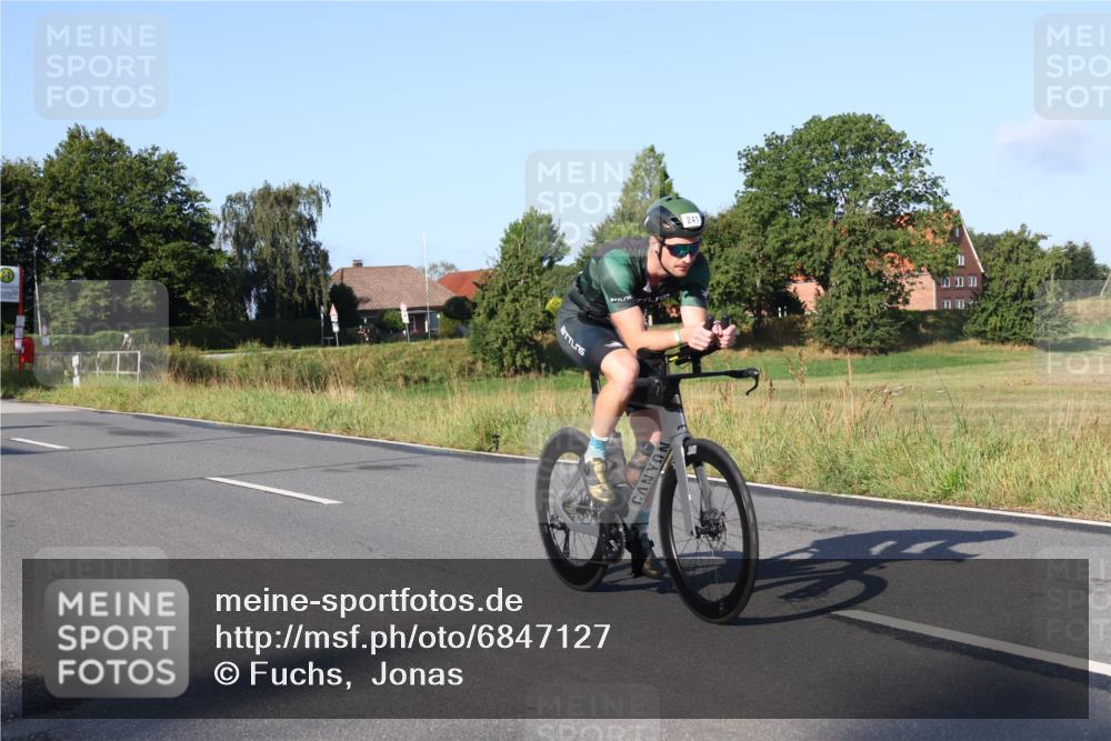 25.08.2024 - Elbe Triathlon Hamburg Fuchs,  Jonas http://msf.ph/oto/6847127 25.08.2024 09:09:04 Radfahren 84, 56, 209, 241, 310, 278 meine-sportfotos.de