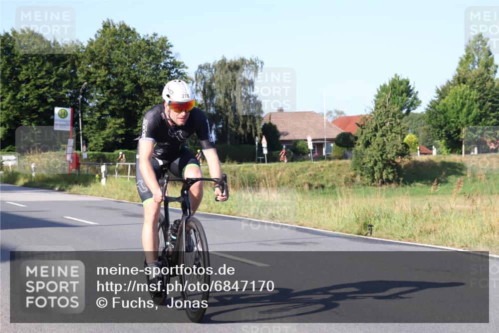 25.08.2024 - Elbe Triathlon Hamburg Fuchs,  Jonas http://msf.ph/oto/6847170 25.08.2024 09:09:09 Radfahren 241, 310, 278, 161, 105, 142 meine-sportfotos.de