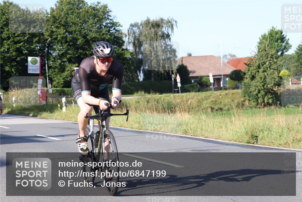 25.08.2024 - Elbe Triathlon Hamburg Fuchs,  Jonas http://msf.ph/oto/6847199 25.08.2024 09:09:12 Radfahren 278, 161, 105, 142, 261 meine-sportfotos.de