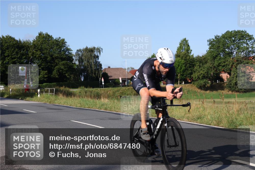 25.08.2024 - Elbe Triathlon Hamburg Fuchs,  Jonas http://msf.ph/oto/6847480 25.08.2024 09:09:30 Radfahren 198, 186 meine-sportfotos.de