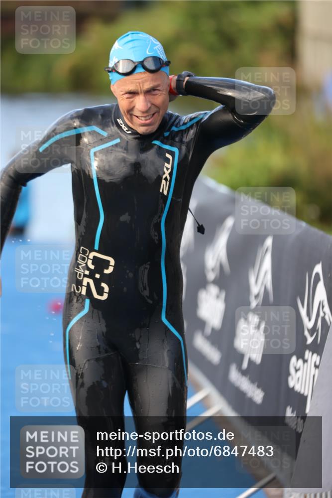 25.08.2024 - Elbe Triathlon Hamburg H.Heesch http://msf.ph/oto/6847483 25.08.2024 08:51:28 Schwimmen 163 meine-sportfotos.de
