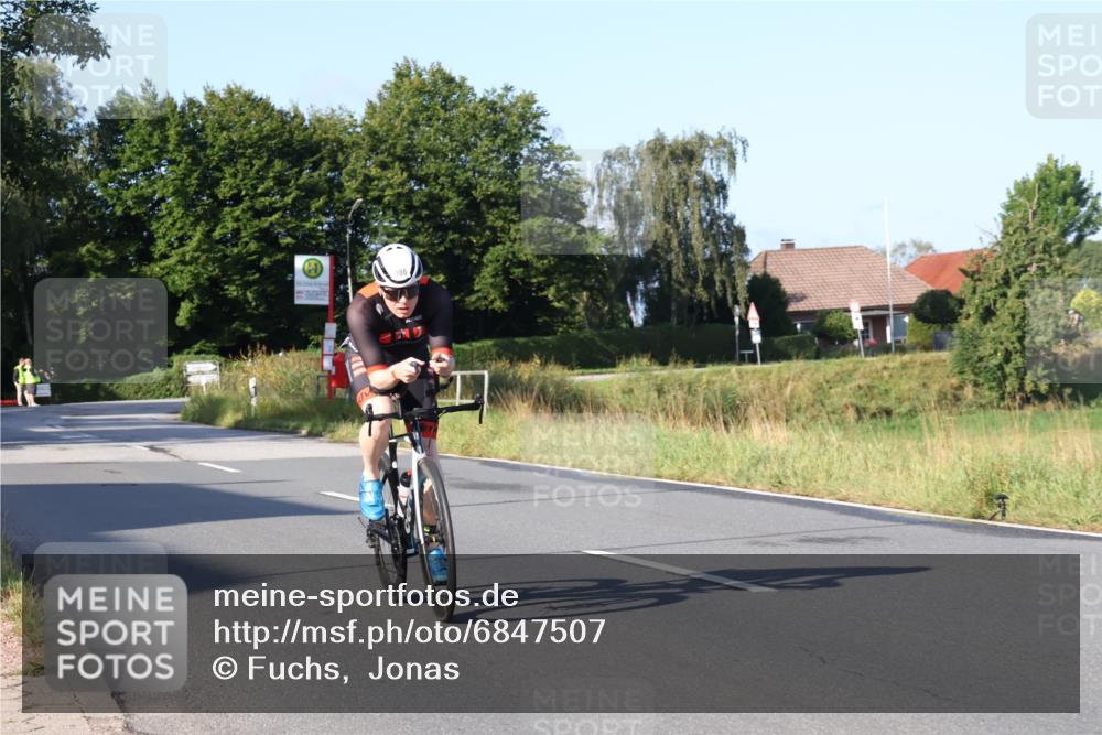 25.08.2024 - Elbe Triathlon Hamburg Fuchs,  Jonas http://msf.ph/oto/6847507 25.08.2024 09:09:34 Radfahren 198, 186 meine-sportfotos.de