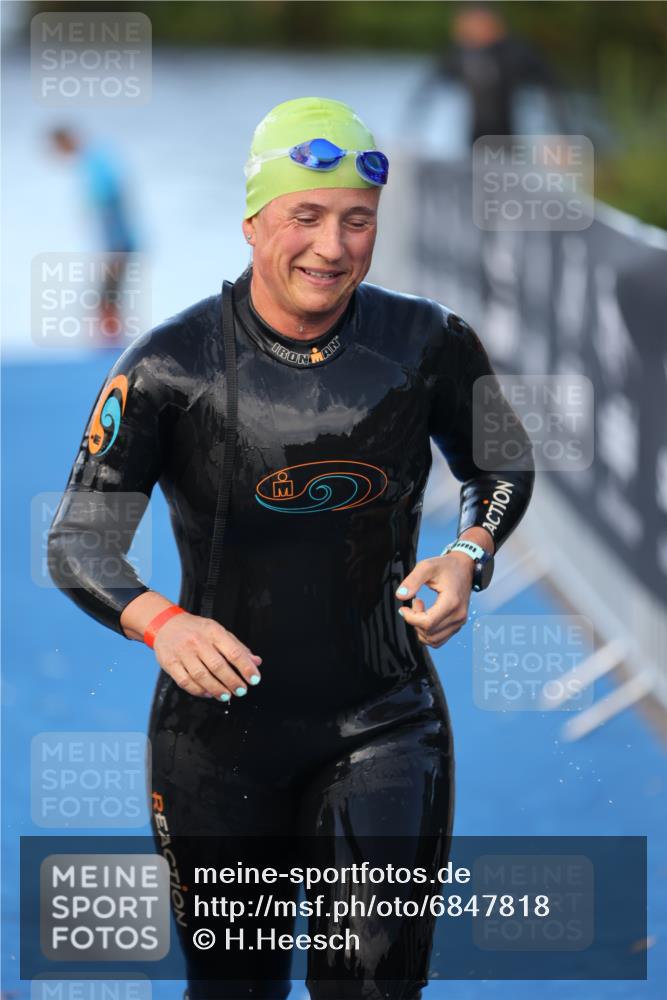 25.08.2024 - Elbe Triathlon Hamburg H.Heesch http://msf.ph/oto/6847818 25.08.2024 08:52:33 Schwimmen 128, 156 meine-sportfotos.de