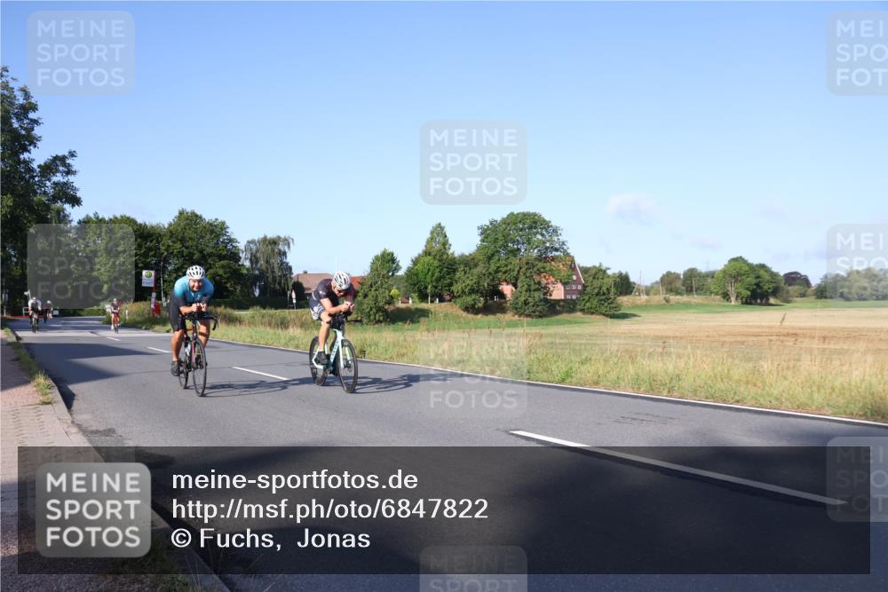 25.08.2024 - Elbe Triathlon Hamburg Fuchs,  Jonas http://msf.ph/oto/6847822 25.08.2024 09:10:07 Radfahren 202, 95, 166, 64, 248, 60 meine-sportfotos.de