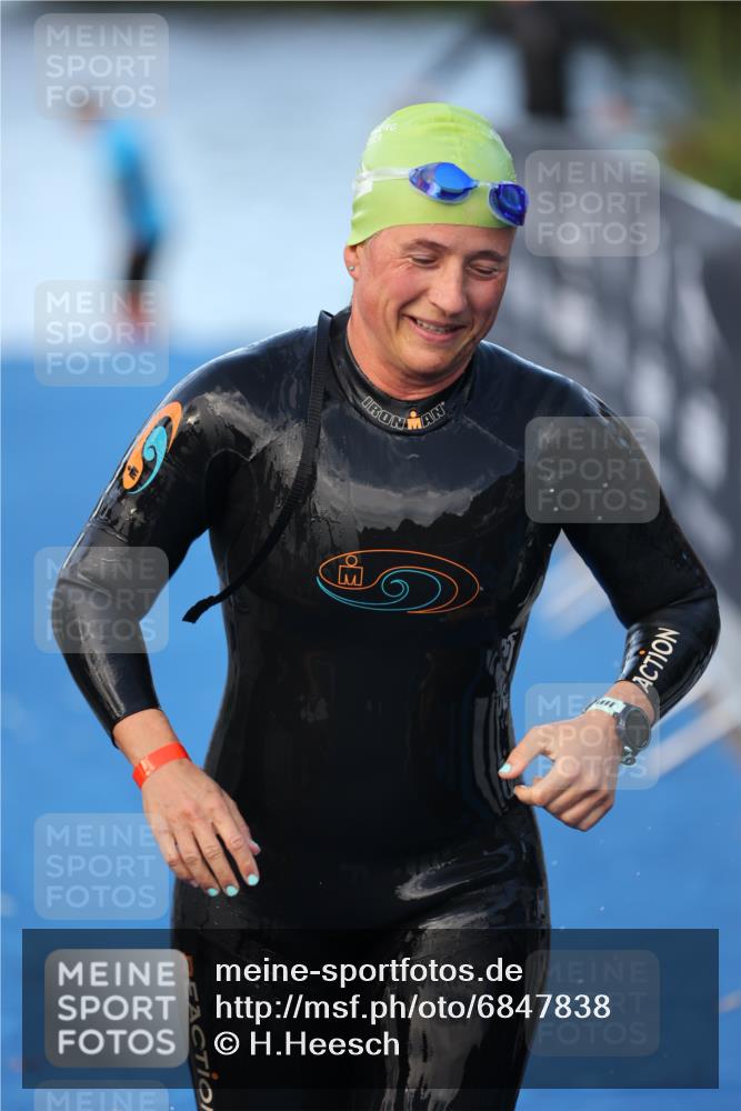 25.08.2024 - Elbe Triathlon Hamburg H.Heesch http://msf.ph/oto/6847838 25.08.2024 08:52:33 Schwimmen 128, 156 meine-sportfotos.de
