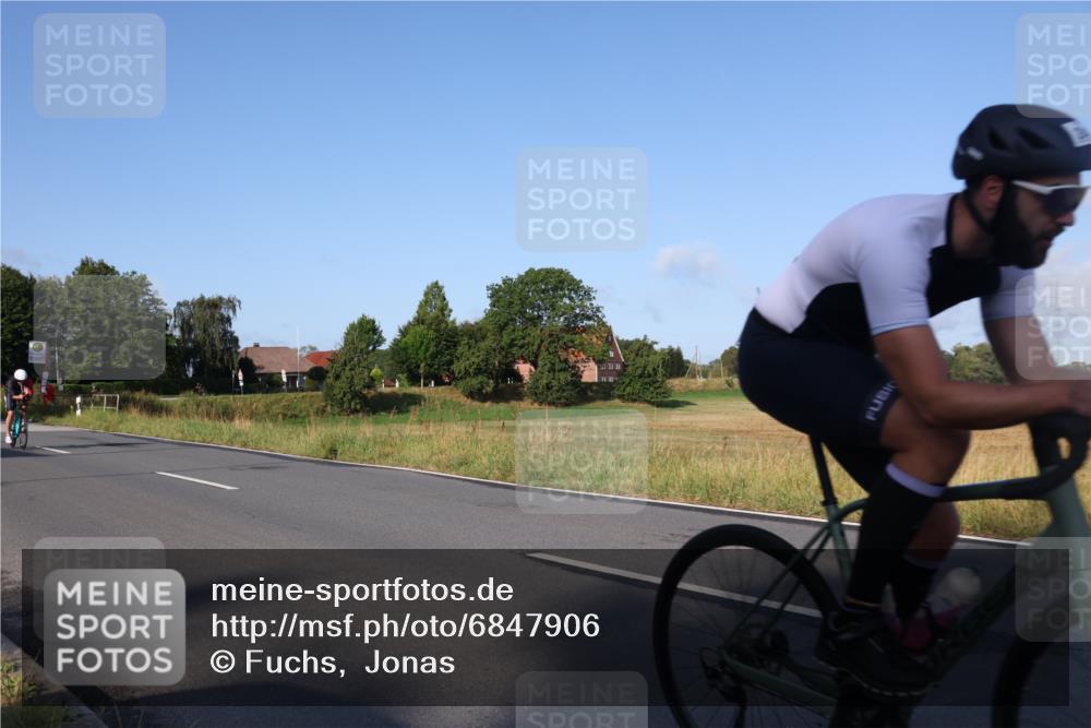 25.08.2024 - Elbe Triathlon Hamburg Fuchs,  Jonas http://msf.ph/oto/6847906 25.08.2024 09:10:11 Radfahren 95, 166, 64, 248, 60 meine-sportfotos.de