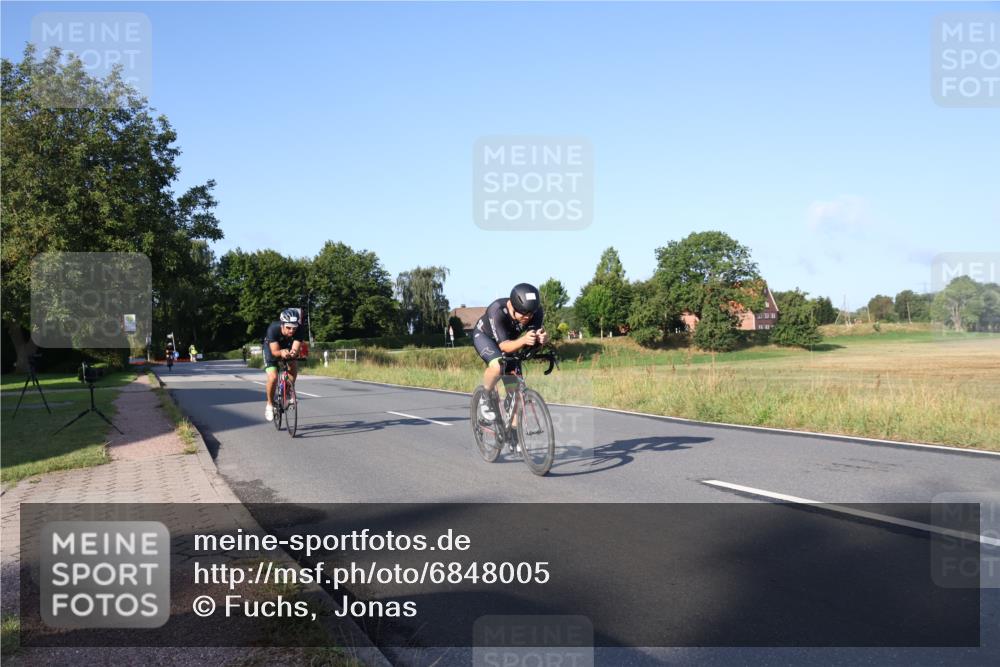 25.08.2024 - Elbe Triathlon Hamburg Fuchs,  Jonas http://msf.ph/oto/6848005 25.08.2024 09:10:21 Radfahren 35, 158, 258, 86 meine-sportfotos.de
