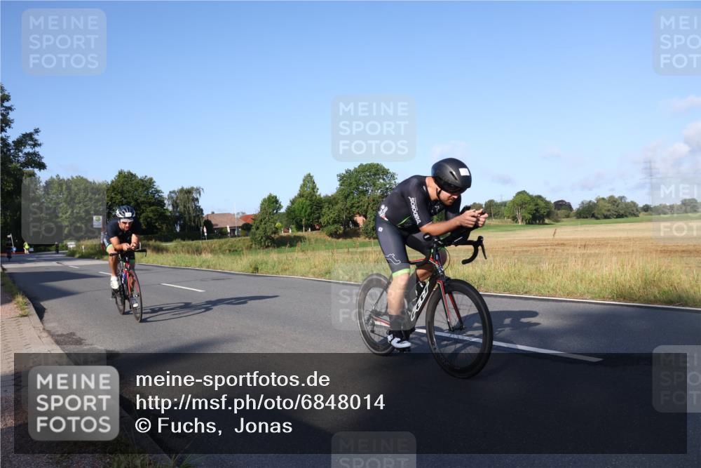 25.08.2024 - Elbe Triathlon Hamburg Fuchs,  Jonas http://msf.ph/oto/6848014 25.08.2024 09:10:21 Radfahren 35, 158, 258, 86 meine-sportfotos.de