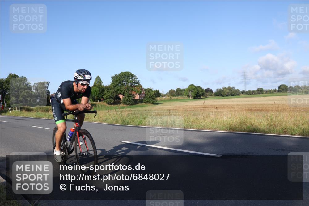 25.08.2024 - Elbe Triathlon Hamburg Fuchs,  Jonas http://msf.ph/oto/6848027 25.08.2024 09:10:22 Radfahren 35, 158, 258, 86 meine-sportfotos.de