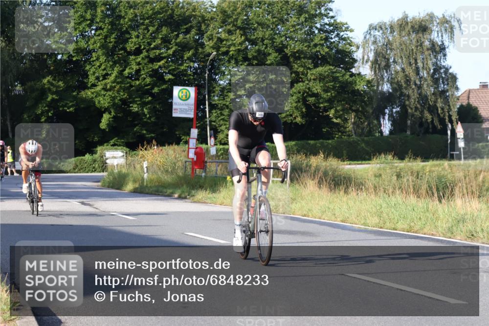25.08.2024 - Elbe Triathlon Hamburg Fuchs,  Jonas http://msf.ph/oto/6848233 25.08.2024 09:10:42 Radfahren 222, 309, 122, 74, 230 meine-sportfotos.de