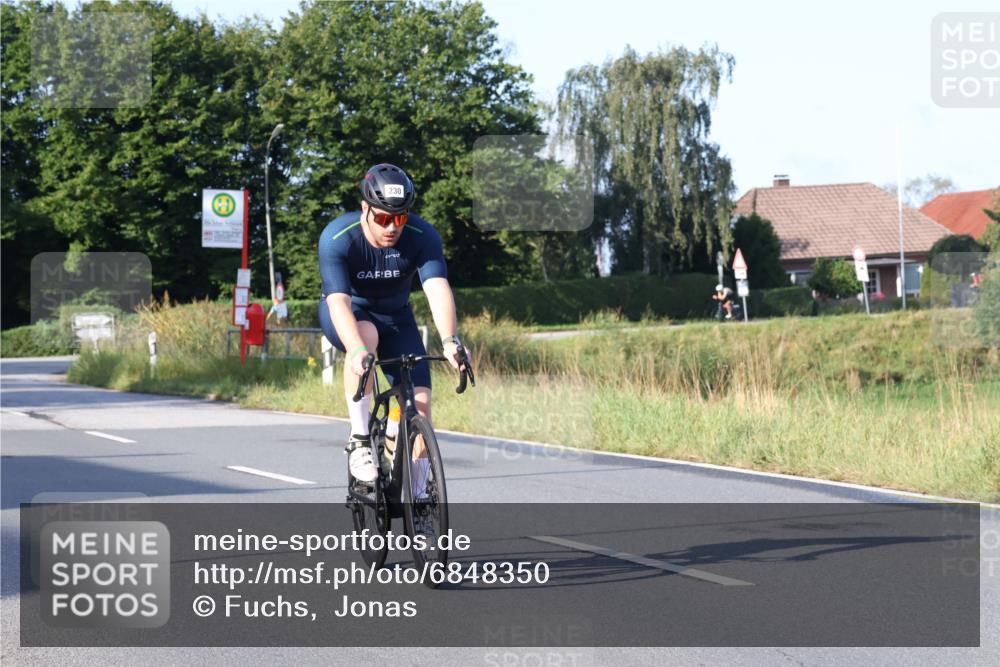 25.08.2024 - Elbe Triathlon Hamburg Fuchs,  Jonas http://msf.ph/oto/6848350 25.08.2024 09:10:48 Radfahren 309, 122, 74, 230, 77 meine-sportfotos.de