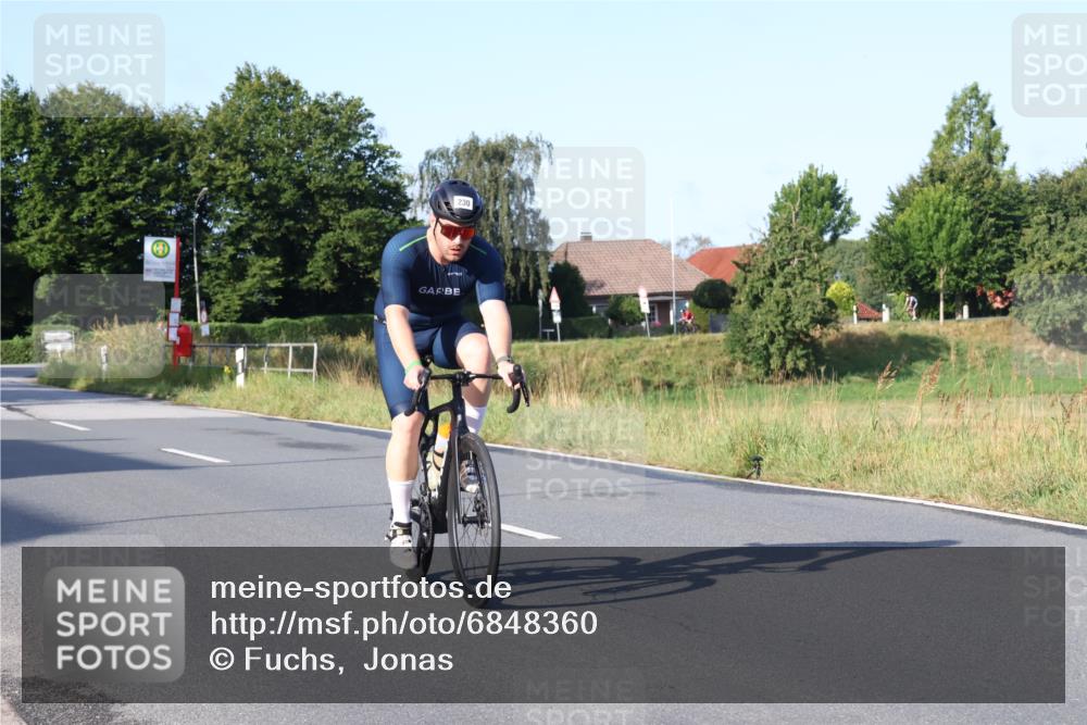 25.08.2024 - Elbe Triathlon Hamburg Fuchs,  Jonas http://msf.ph/oto/6848360 25.08.2024 09:10:48 Radfahren 309, 122, 74, 230, 77 meine-sportfotos.de