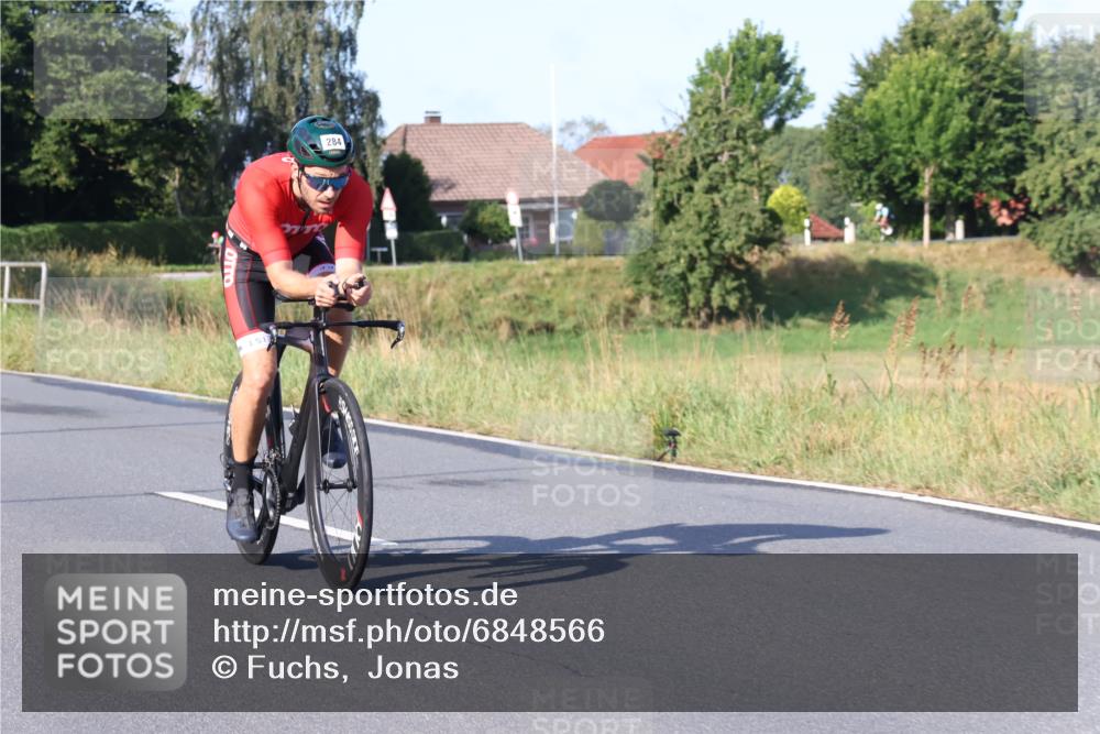 25.08.2024 - Elbe Triathlon Hamburg Fuchs,  Jonas http://msf.ph/oto/6848566 25.08.2024 09:11:01 Radfahren 238, 97, 284, 210 meine-sportfotos.de